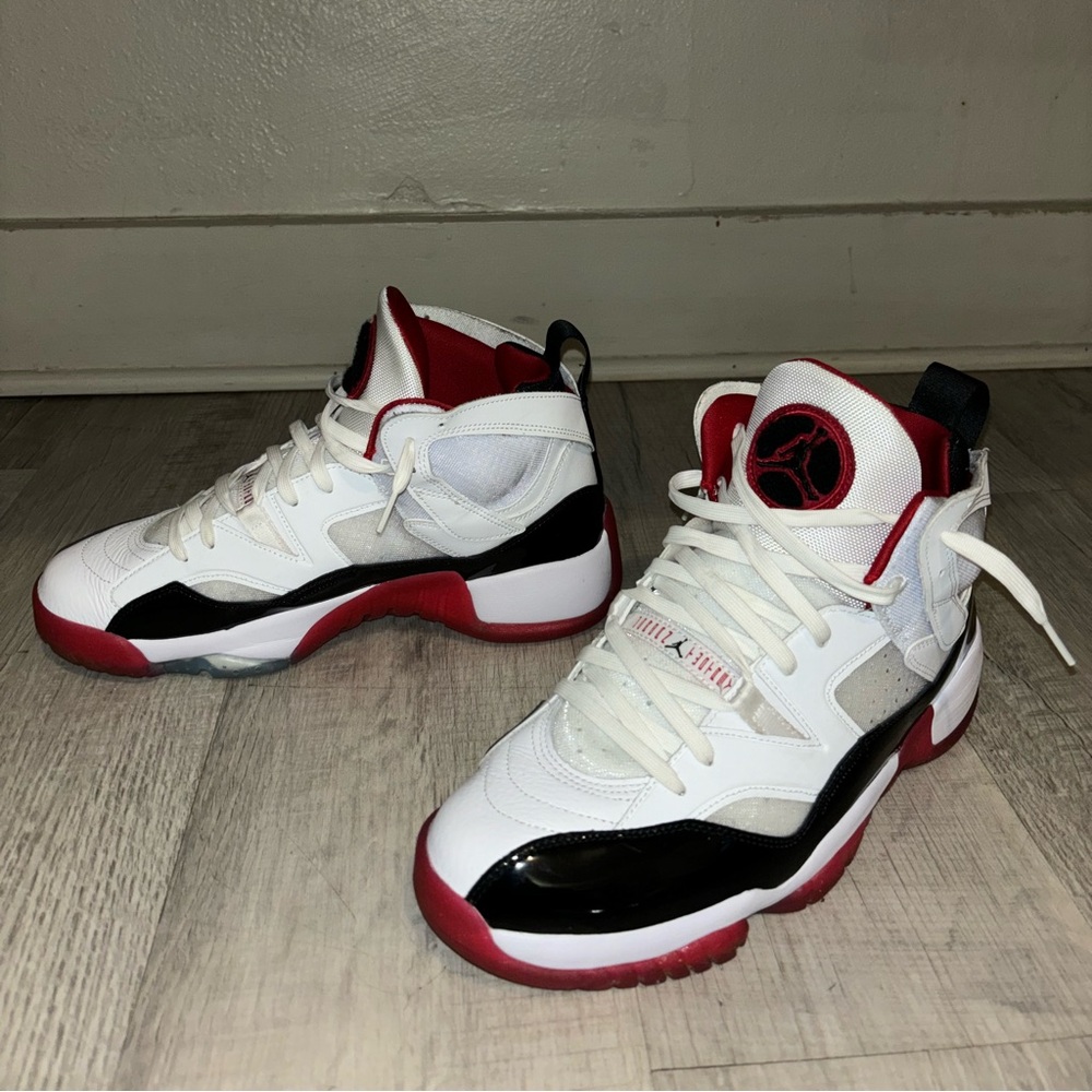 Air Jordan Jumpman Two Trey